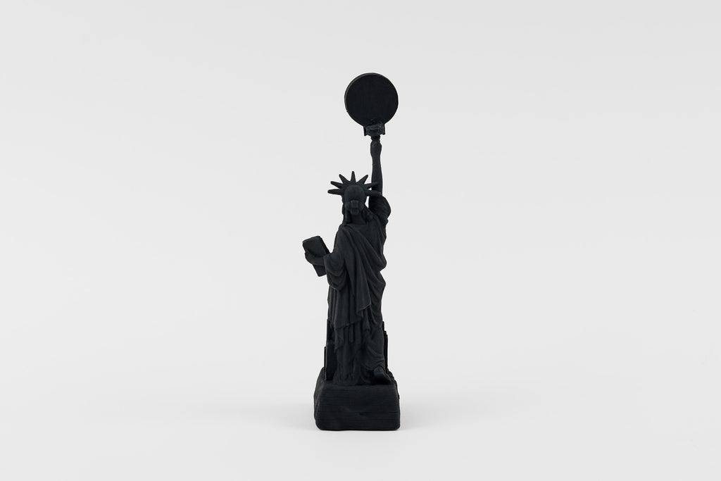 Kembra Pfahler: Untitled