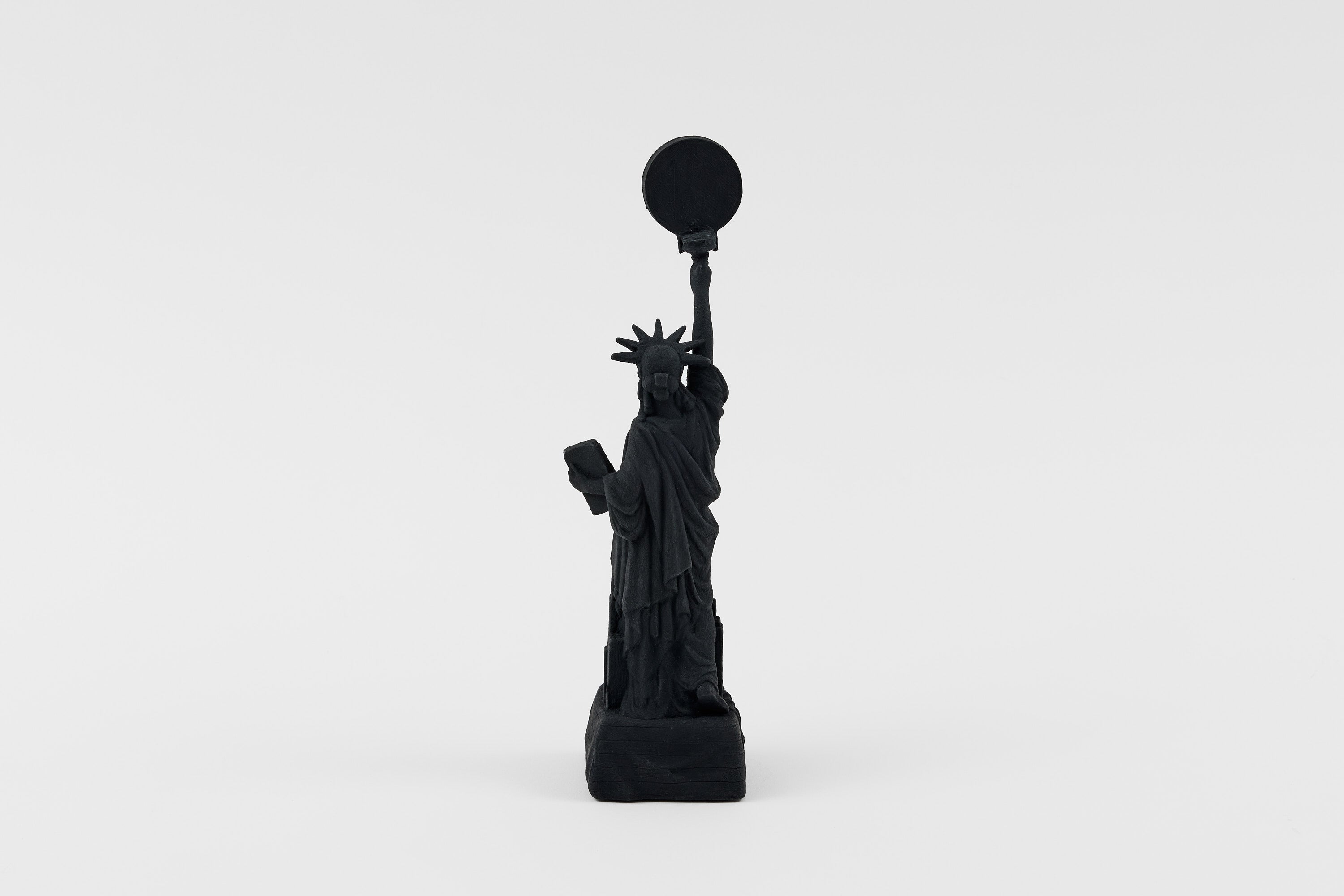 Kembra Pfahler: Untitled